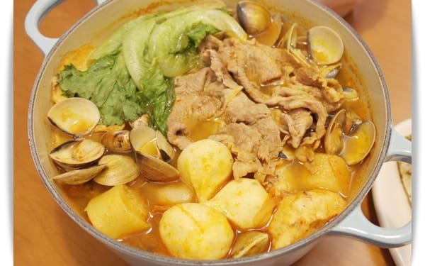 [My Little Kitchen] 熱騰騰的一股暖流 ♪ – 韓式牡蠣豆腐鍋