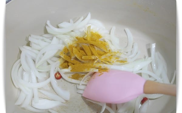 [My Little Kitchen] 空氣中瀰漫著椰來香!! – 咖哩椰奶鍋