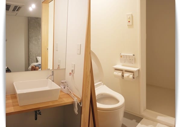 2015年京阪神奈甜蜜遊 ♡ 京都簡約設計青年旅館，好平價!! – Piece Hostel Sanjo
