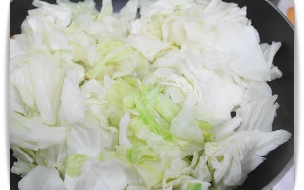 [My Little Kitchen] 一盤簡單鮮甜家常菜!! – 櫻花蝦炒高麗菜