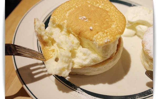 2015年京阪神奈甜蜜遊day1 ♡ 每日限定厚鬆餅~口感好像棉花糖呀!! – gram cafe & pancakes