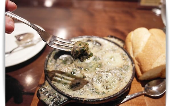 2015年京阪神奈甜蜜遊day1 ♡ 這不是土窯雞~是百年洋食「東洋亭」軟嫩漢堡排!