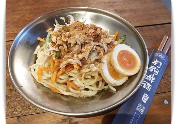 天微涼的夜裡~吃涼麵喝啤酒!! –  麵 · 微涼 Taiwanese Cold Noodle