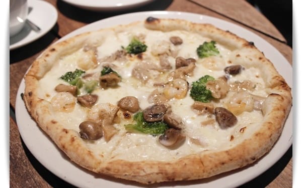 2015年京阪神奈甜蜜遊day2♡高瀨川旁的夜晚氛圍-Pizza Salvatore Cuomo&Grill