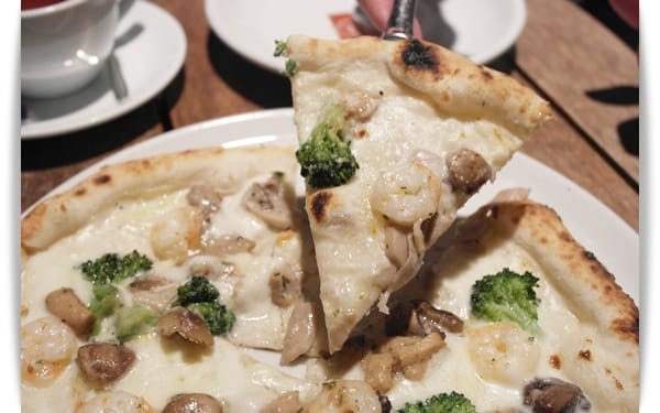 2015年京阪神奈甜蜜遊day2♡高瀨川旁的夜晚氛圍-Pizza Salvatore Cuomo&Grill