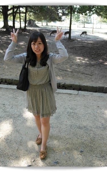 2015年京阪神奈甜蜜遊day2 ♡ 奈良-小鹿餵食驚魂記!! 春日大社散步去~~