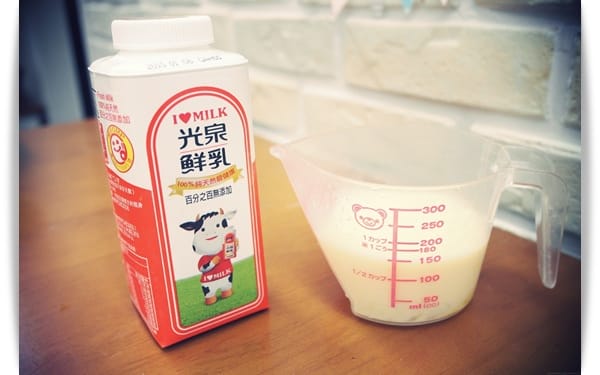 [My Little Kitchen] 超Fresh，好酸甜!! – 草莓司康
