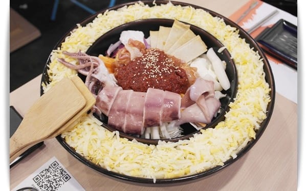 你瘋了嘛!?滿滿起士就像麻藥一樣讓人上癮!! – OMAYA春川炒雞 (高雄博愛店)