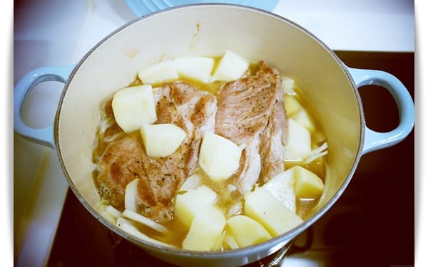 [My Little Kitchen] 嫩煎豬排咖哩飯 ~~ 一鍋到底好美味❤