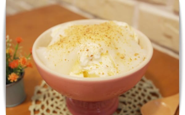 [My Little Kitchen] 好軟Q、會牽絲!! – 仿「Haagen Dazs 哈根達斯麻糬冰淇淋」❤
