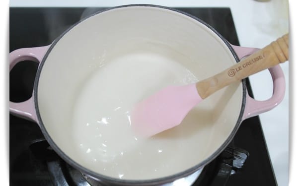 [My Little Kitchen] 好軟Q、會牽絲!! – 仿「Haagen Dazs 哈根達斯麻糬冰淇淋」❤