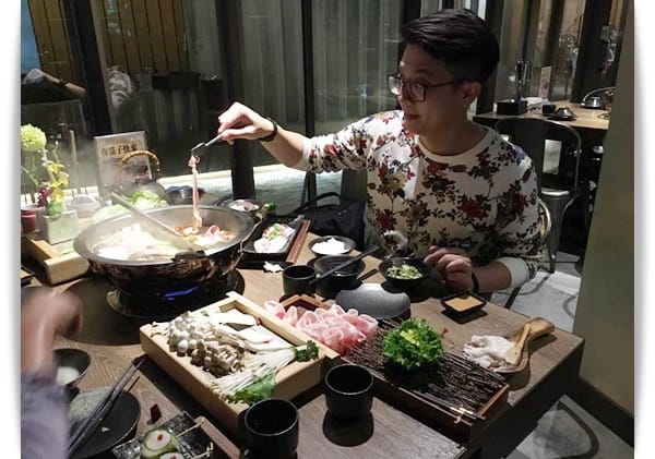 加了酒粕菁華露鍋物，氣味好濃郁!! – 右京棧大吟釀の鍋