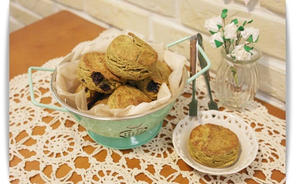 [My Little Kitchen] 空氣中瀰漫著溫暖茶香味!! -「抹茶司康」