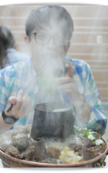燒滾滾，牛肉丸子火鍋湯頭好讚、吃了會發功!! – 清真恩德元餃子館