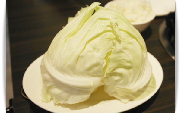 鮮美湯頭、不吃就可惜，北高雄隆重登場「名家汕頭沙茶火鍋左營店」