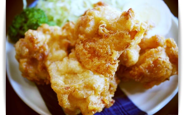 煎餃自動售票亭，零錢準備好!! – 「天滿橋日式洋食專賣店」
