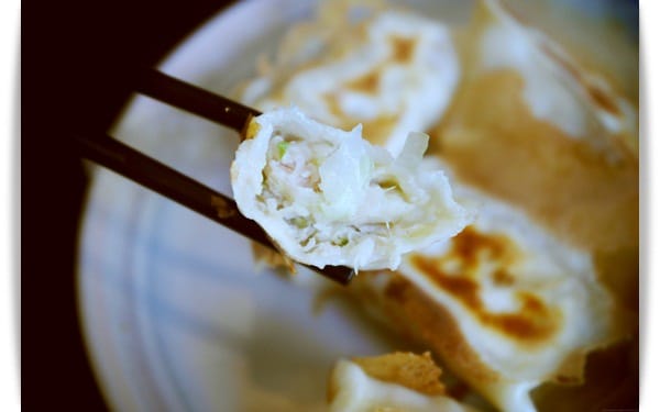 煎餃自動售票亭，零錢準備好!! – 「天滿橋日式洋食專賣店」