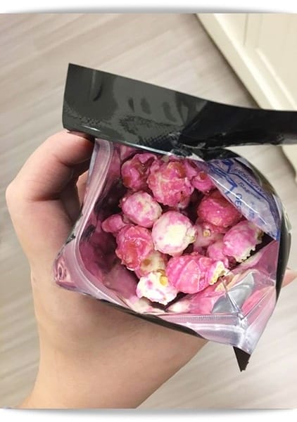 劈哩啪啦~爆米花也有繽紛桃紅色 ❤「KuKuRuZa Popcorn」林口店