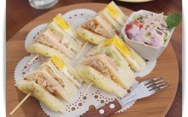 和煦陽光下的鄉村甜點小屋 ♡「甜而不膩手作甜點」