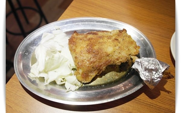 來自日本名古屋可愛咕咕雞，肉汁鮮嫩又飽滿!! – 「卡布里炸雞」大安店