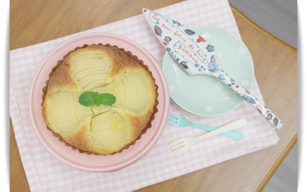 [My Little Kitchen] 小清新，好有層次感!! -「法式洋梨塔」