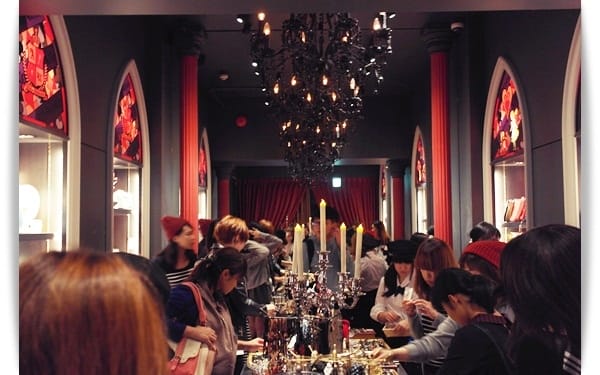 2015年京阪神奈甜蜜遊day4♡掉進奇幻兔子洞「Alice on Wednesday」大阪店