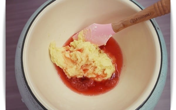 [My Little Kitchen] 吃出新鮮、酸甜莓果味 ❤ 草莓磅蛋糕