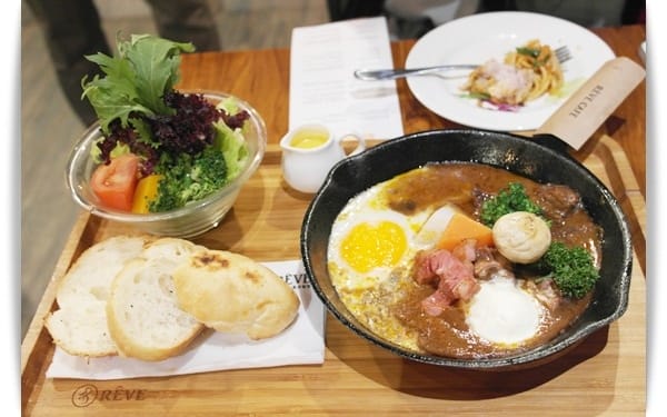 「RÊVE Café 黑浮咖啡」新菜色新體驗，遇見「Le FRUTA朗芙法式水果塔」❤
