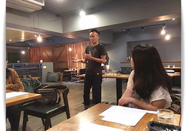 「RÊVE Café 黑浮咖啡」新菜色新體驗，遇見「Le FRUTA朗芙法式水果塔」❤