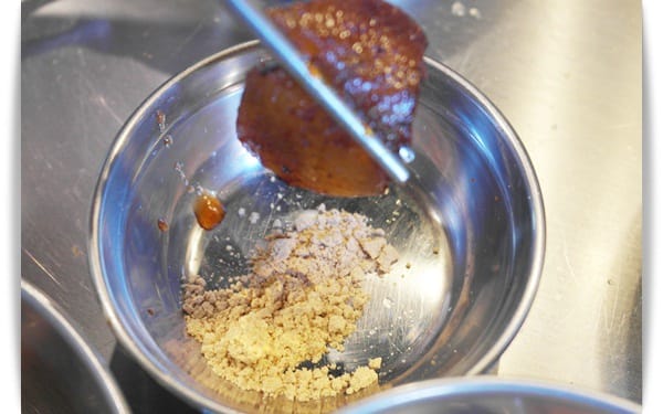 不只海鷗肉好吃，烤豬皮更是美味 ❤ 「新麻蒲海鷗臺灣1號店 마포갈매기」