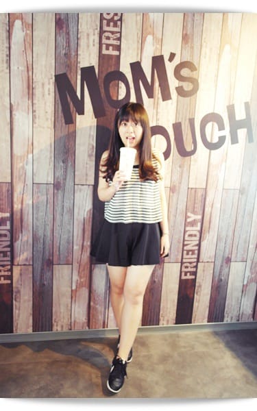 正宗韓國速食店，炸雞肉嫩多汁吃了想叫媽!!-「MOM’S TOUCH/맘스터치」