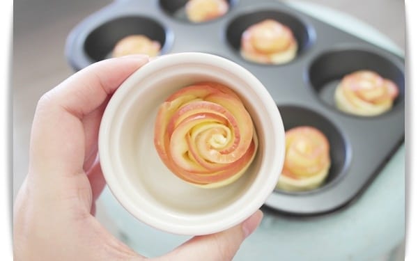 [My Little Kitchen] 餐桌上的花兒們 ❤ 玫瑰蘋果派