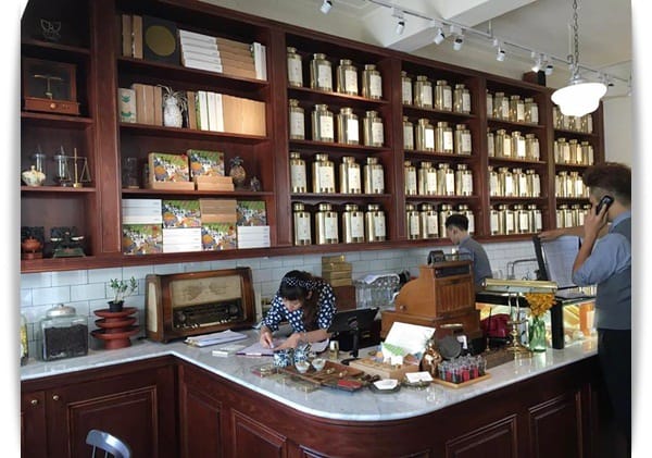 乾杯~以茶代酒，新舊交融好味道!! – 永心鳳茶 Yonshin Tea & Cake Selection Bar