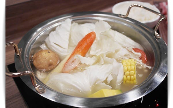 濃醇香，整罐牛奶加下去!! 鄉村味涮涮鍋「佐和手創鍋物」♡