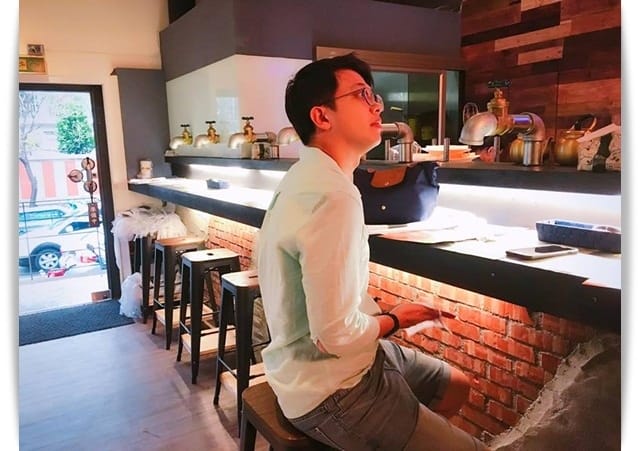 一人獨享韓式烤肉球，水龍頭抽油煙機好有趣!! – 「石堂-極和牛石頭燒」