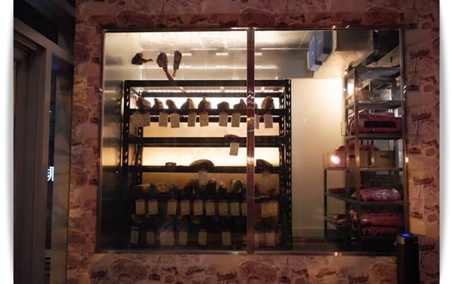 擁有時間魔法的乾式熟成牛排饗宴!! – 「Beer Beef 比爾比夫和牛熟成館」