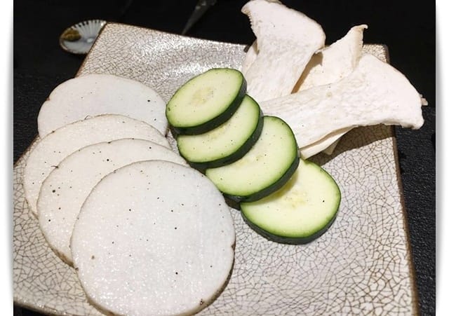 只出一張嘴，專人桌邊燒烤高品質冷藏和牛!! -「燒肉關止」