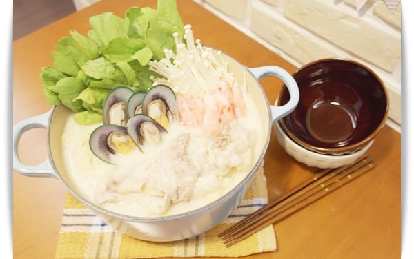 [My Little Kitchen] Armada花瓣鑄鐵鍋，可愛森林系「千層白菜豬肉鍋」❤