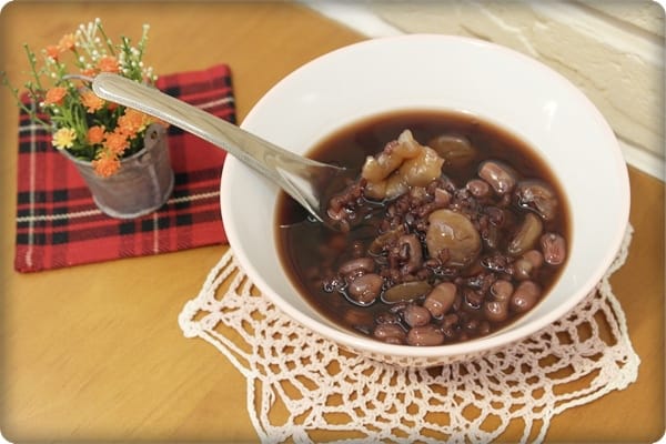 [My Little Kitchen] 免浸泡，快速完成「紫米紅豆桂圓湯」♪