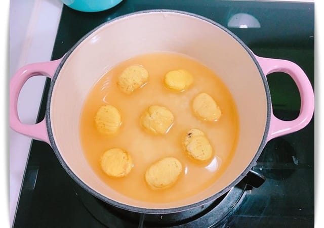 [My Little Kitchen] 日式風味、絕不失敗，鬆軟迷人「栗子炊飯 / 栗子飯」❤