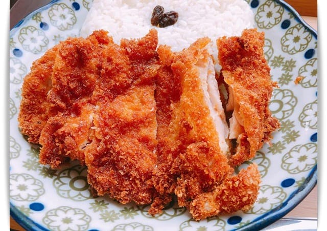 騎樓下的咖哩店，濃郁幸福味!! – 「新咖哩」♪