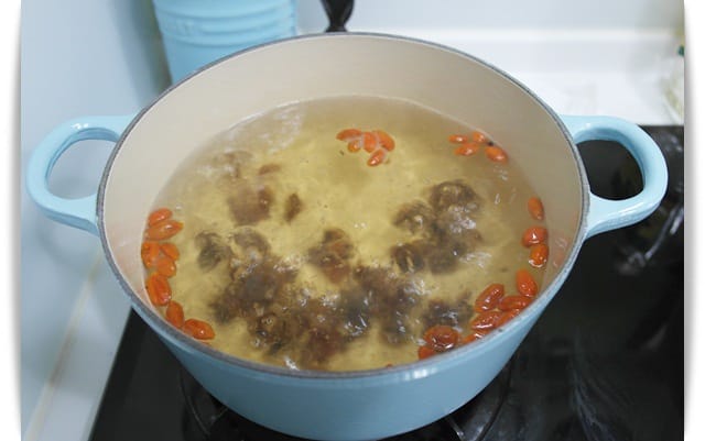 [My Little Kitchen] 入口好暖心，每口都Q彈 ❤「桂圓地瓜芋圓湯」