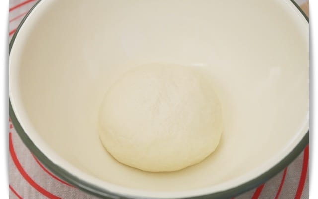 [My Little Kitchen] 簡單揉，夏日裡的療癒麵包「小熊甜筒麵包」♪