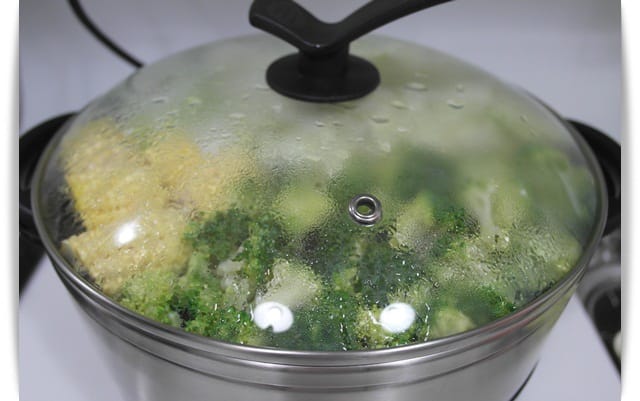 「Umami蒸鮮鍋」蒸出美味，一次搞定多樣寶寶粥副食品♡