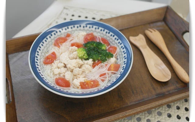[Baby Food] 好清爽、好開胃「番茄雞肉麵」♪