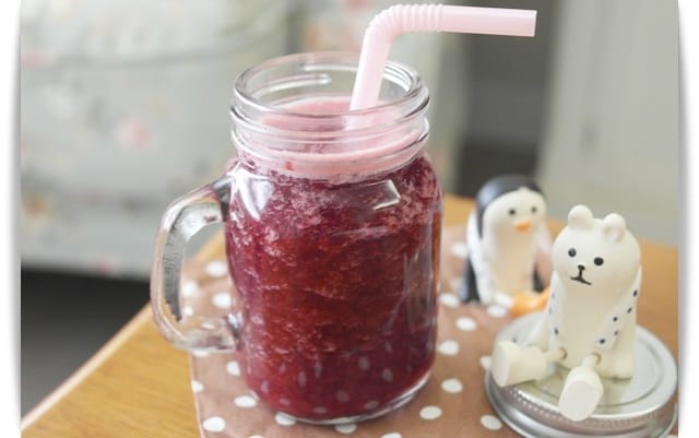 [Baby Food] 潤腸效果好，紅通通「火龍果泥」♪