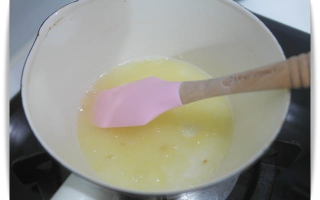 [Baby Food] 促進消化，熱呼呼「蘋果甜湯」♪