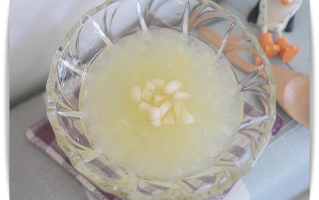 [Baby Food] 促進消化，熱呼呼「蘋果甜湯」♪