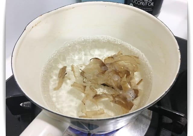 [Baby Food] 暖呼呼、日式和風味「雞肉烏龍麵」♪