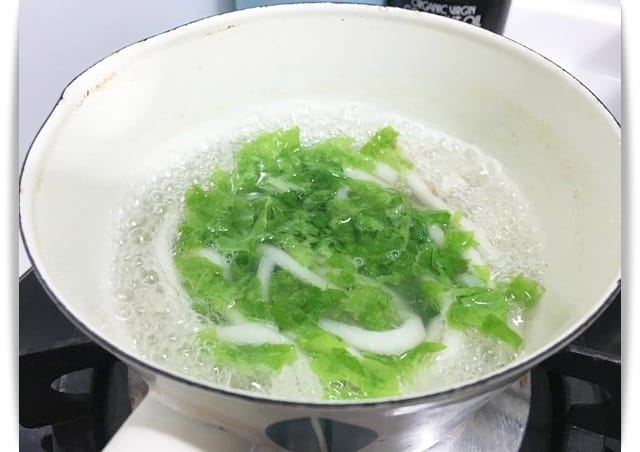 [Baby Food] 暖呼呼、日式和風味「雞肉烏龍麵」♪